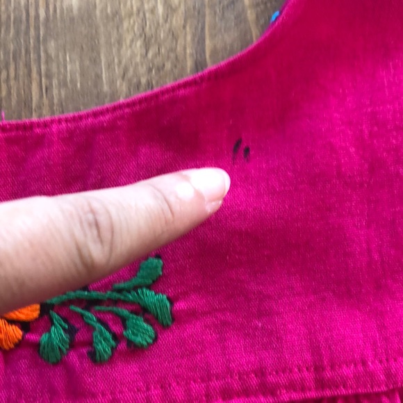 Authentic Mexican Embroidered Blouse Sleeveless - Picture 8 of 10